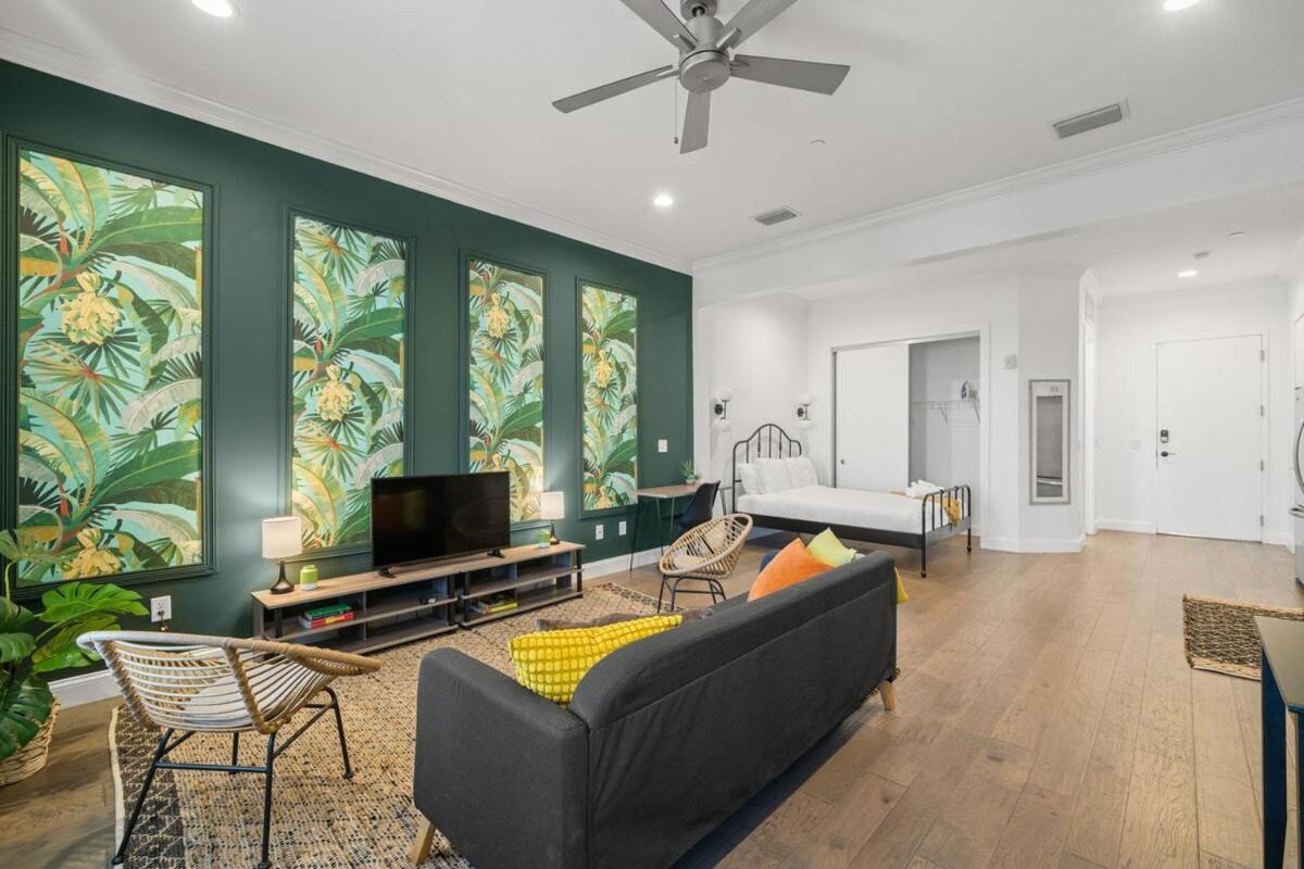 New! Sangria Suite - Upscale Ybor City Studio, Right On 7Th Ave Тампа Екстер'єр фото
